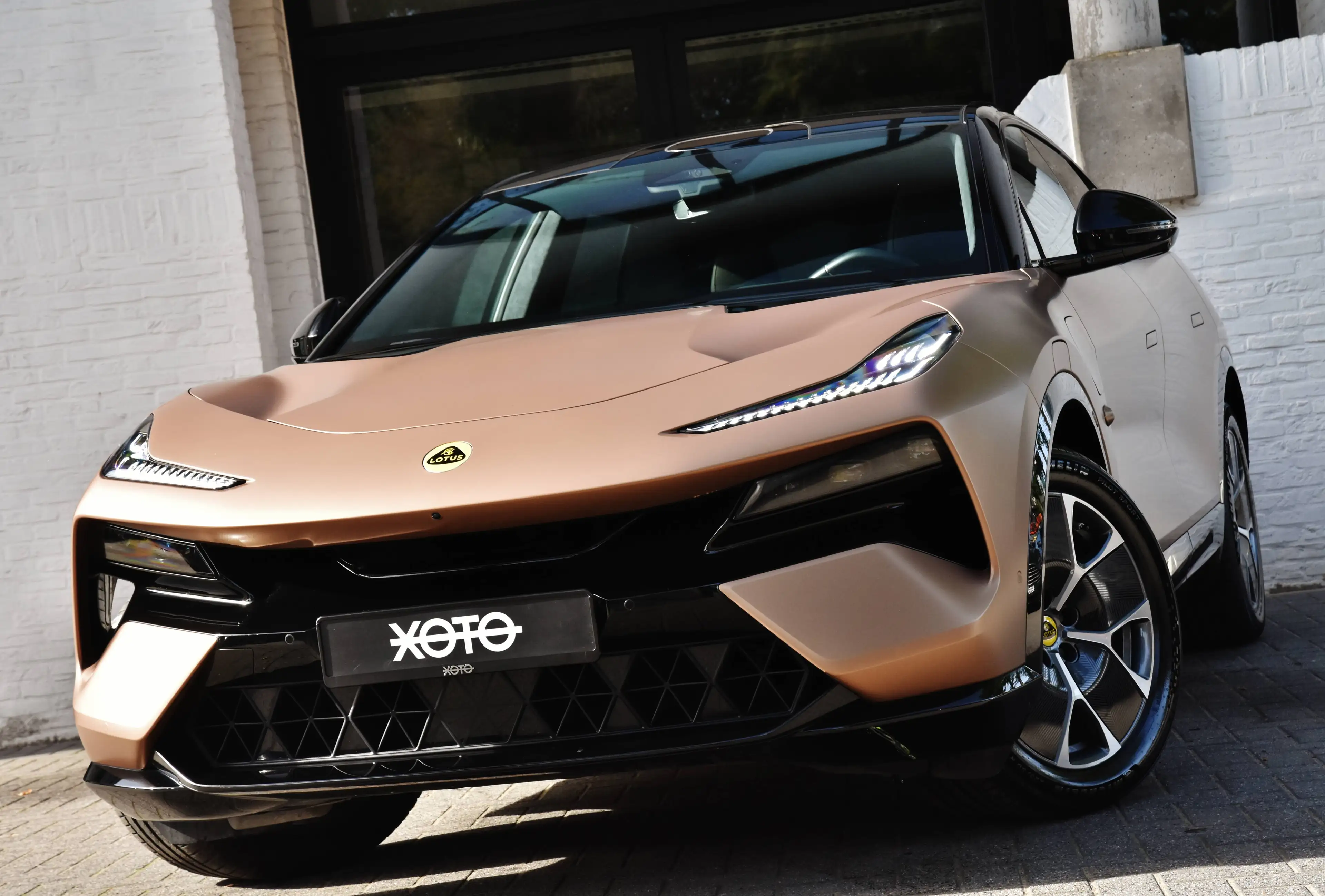 Lotus Eletre 4WD EDS 450 109KWH ***1HD. / NP: € 108.211,-***
