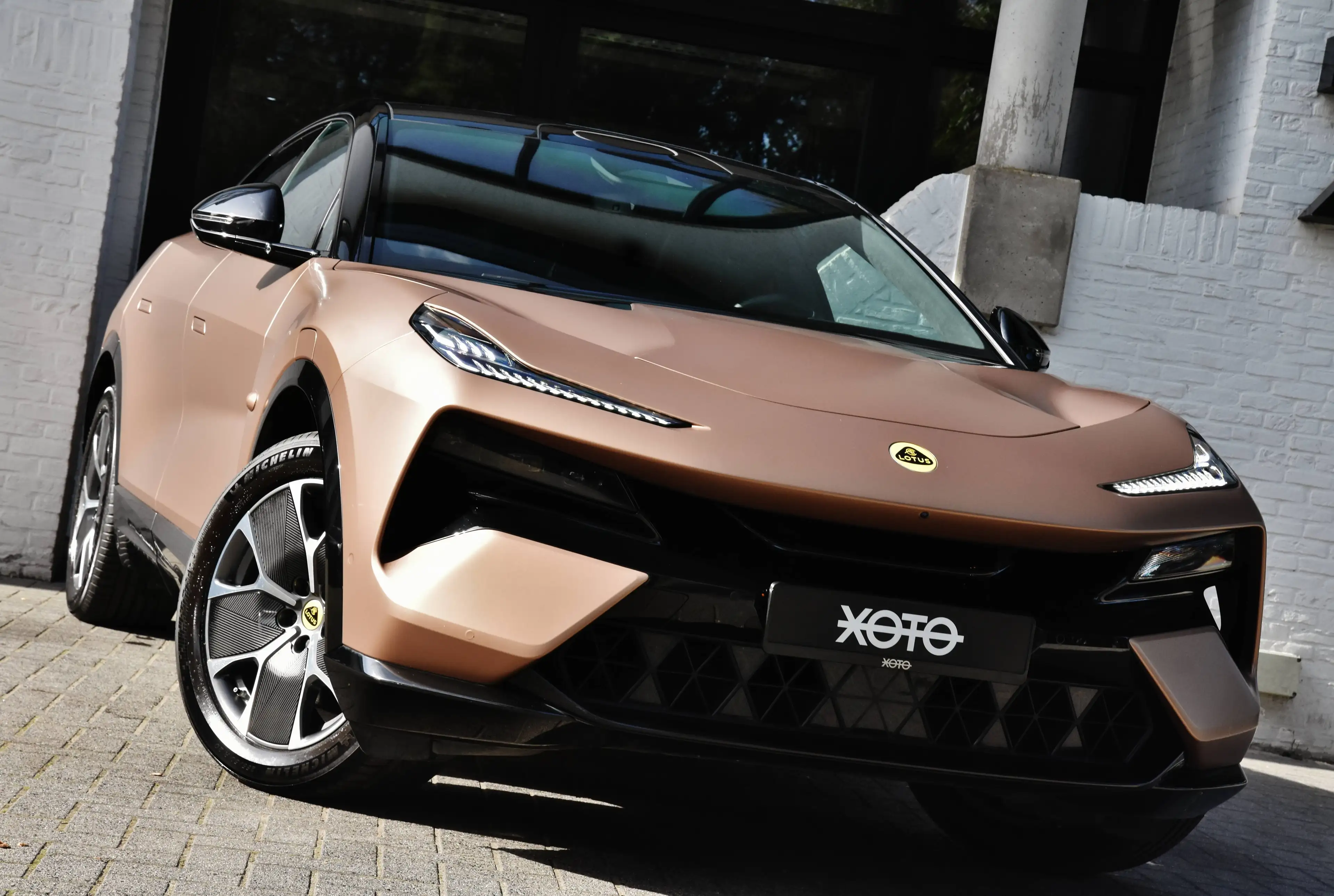 Lotus Eletre 4WD EDS 450 109KWH ***1HD. / NP: € 108.211,-*** — photo 2