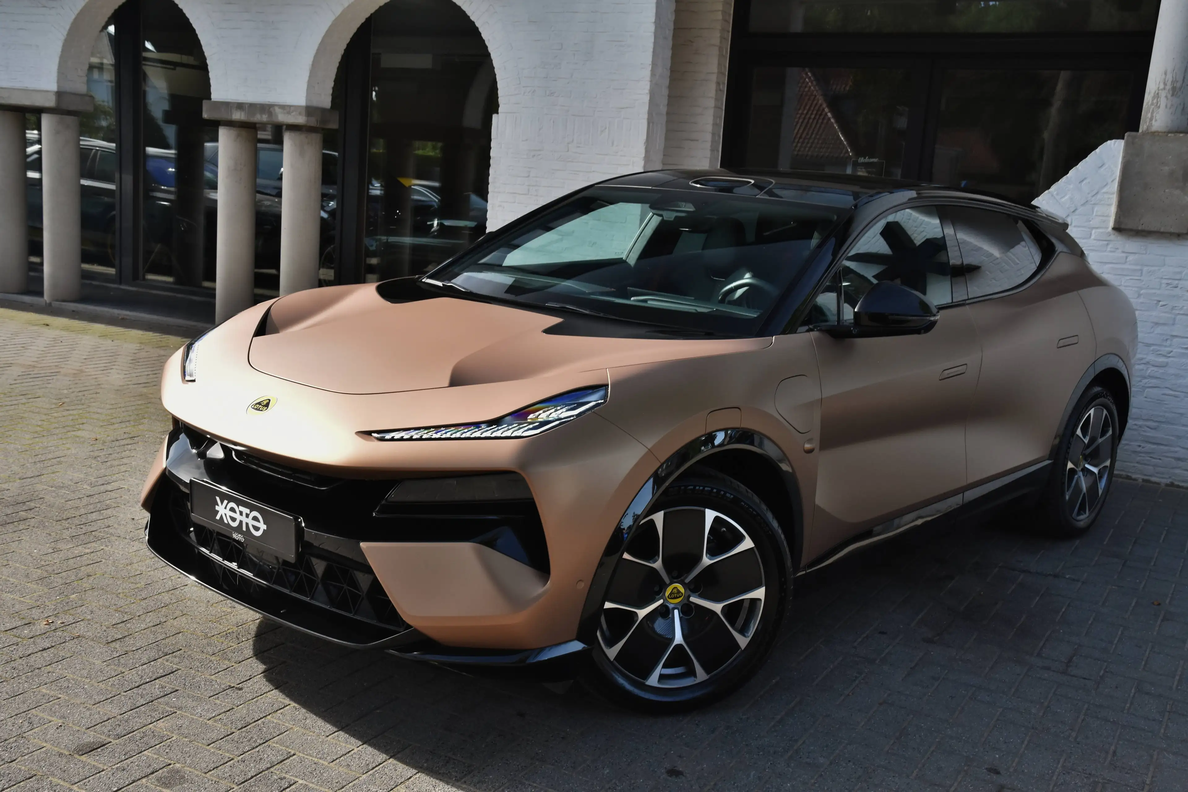 Lotus Eletre 4WD EDS 450 109KWH ***1HD. / NP: € 108.211,-*** — photo 20