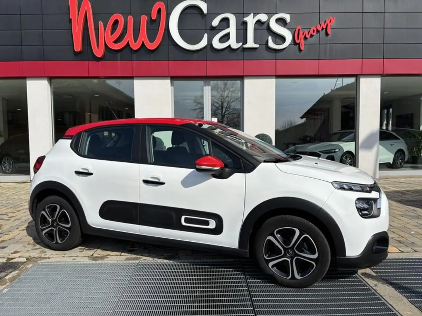 Citroen C3 PureTech 83 S&S Shine LED-APP CONNECT-CRUISE-LIM. Bianco - 1
