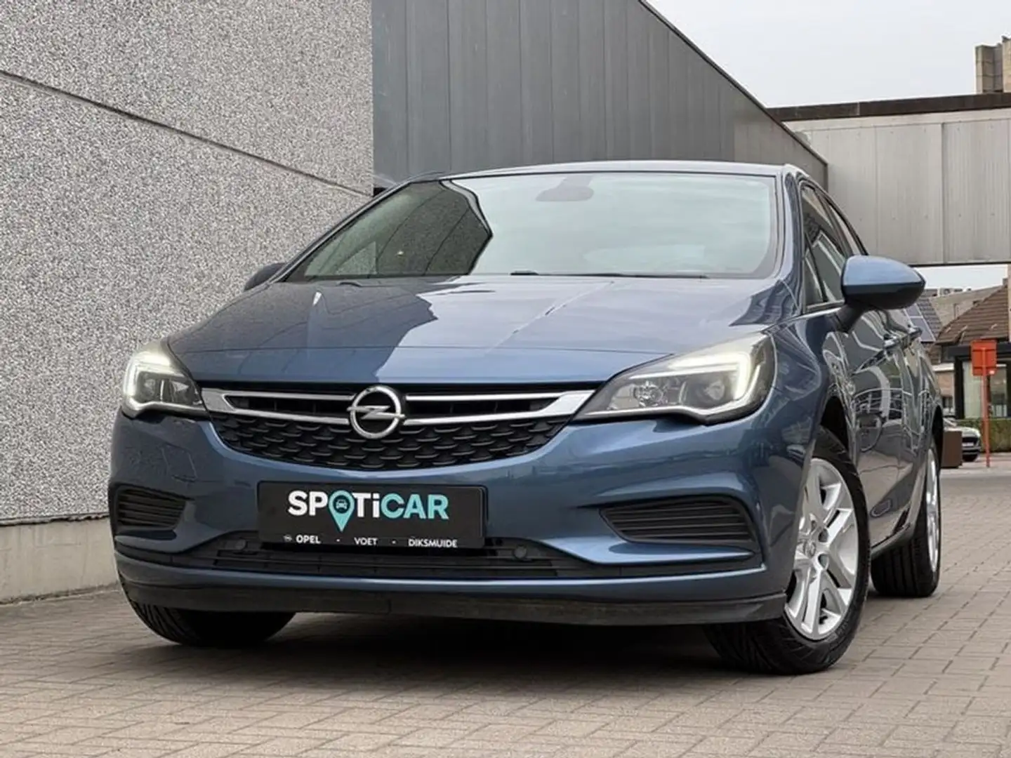 Opel Astra 1.4B 100PK EDITION GPS/PARKPILOT/CARPLAY Bleu - 1