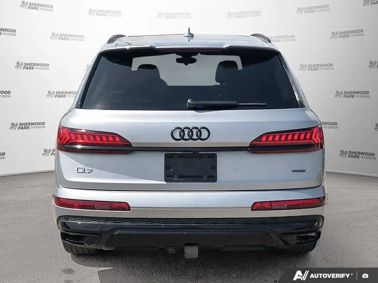 Audi Q7 снимка Audi Q7