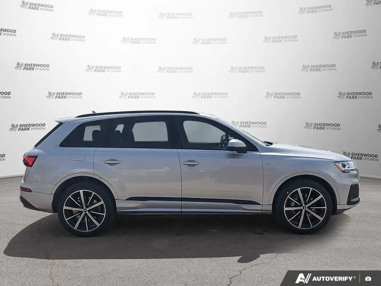 Audi Q7 снимка Audi Q7