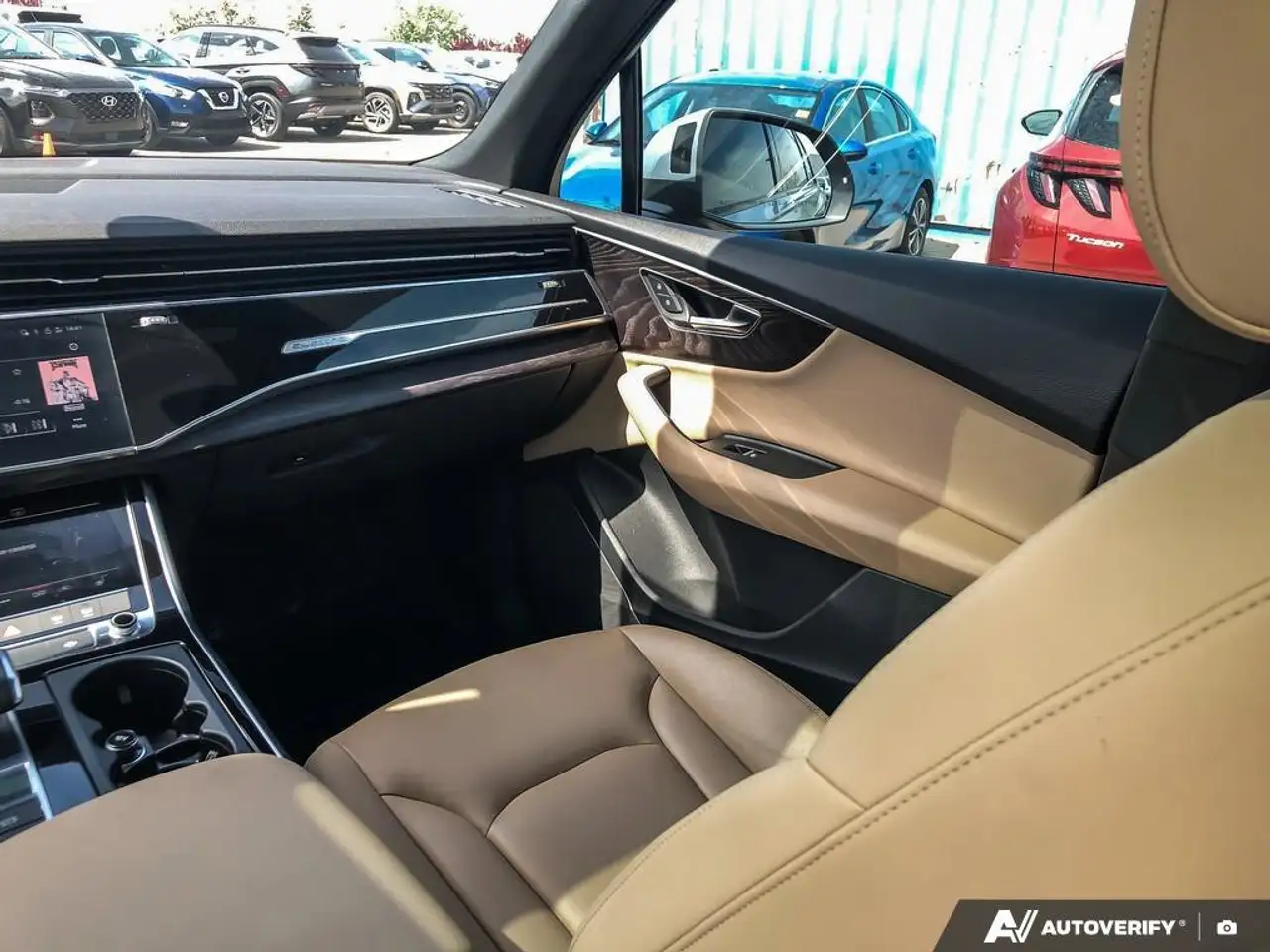Audi Q7 снимка Audi Q7