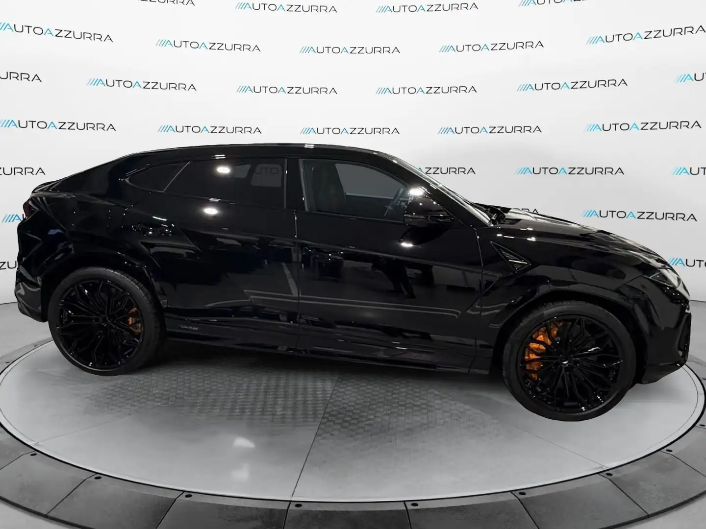 Lamborghini Urus Urus 4.0 SE Schwarz - 2