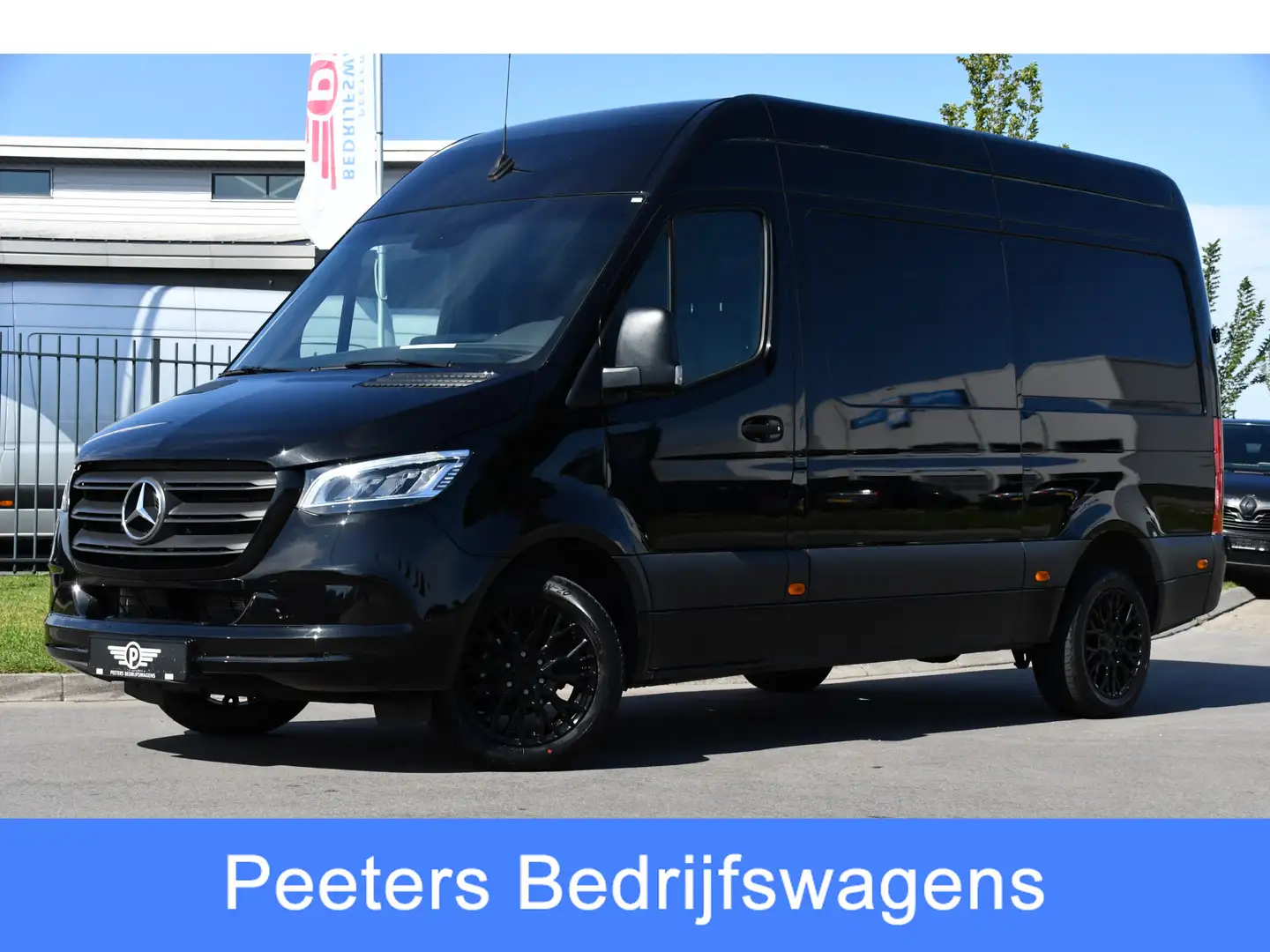 Mercedes-Benz Sprinter 317 1.9 CDI L2H2 RWD Black Edition Camera, Cruise, Noir - 1