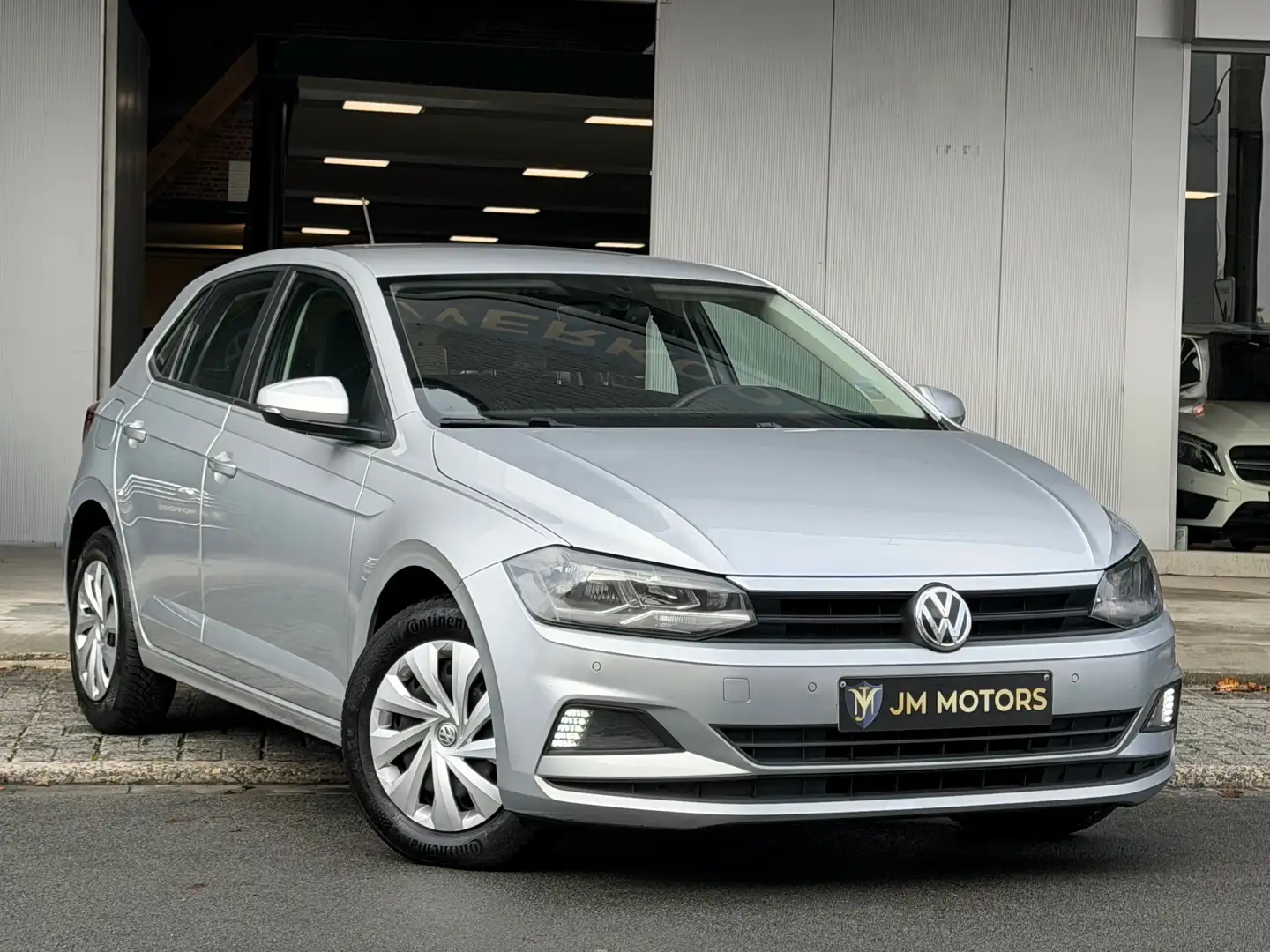 Volkswagen Polo 1.6 TDI Euro 6c•2018 •Navi•Cruise Control Zilver - 2