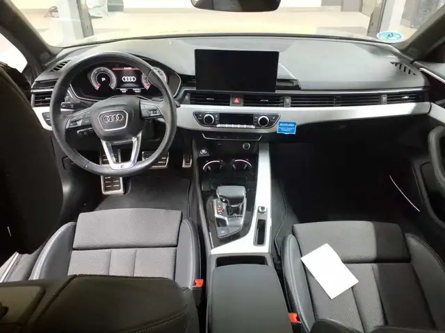 Audi A4 view 6