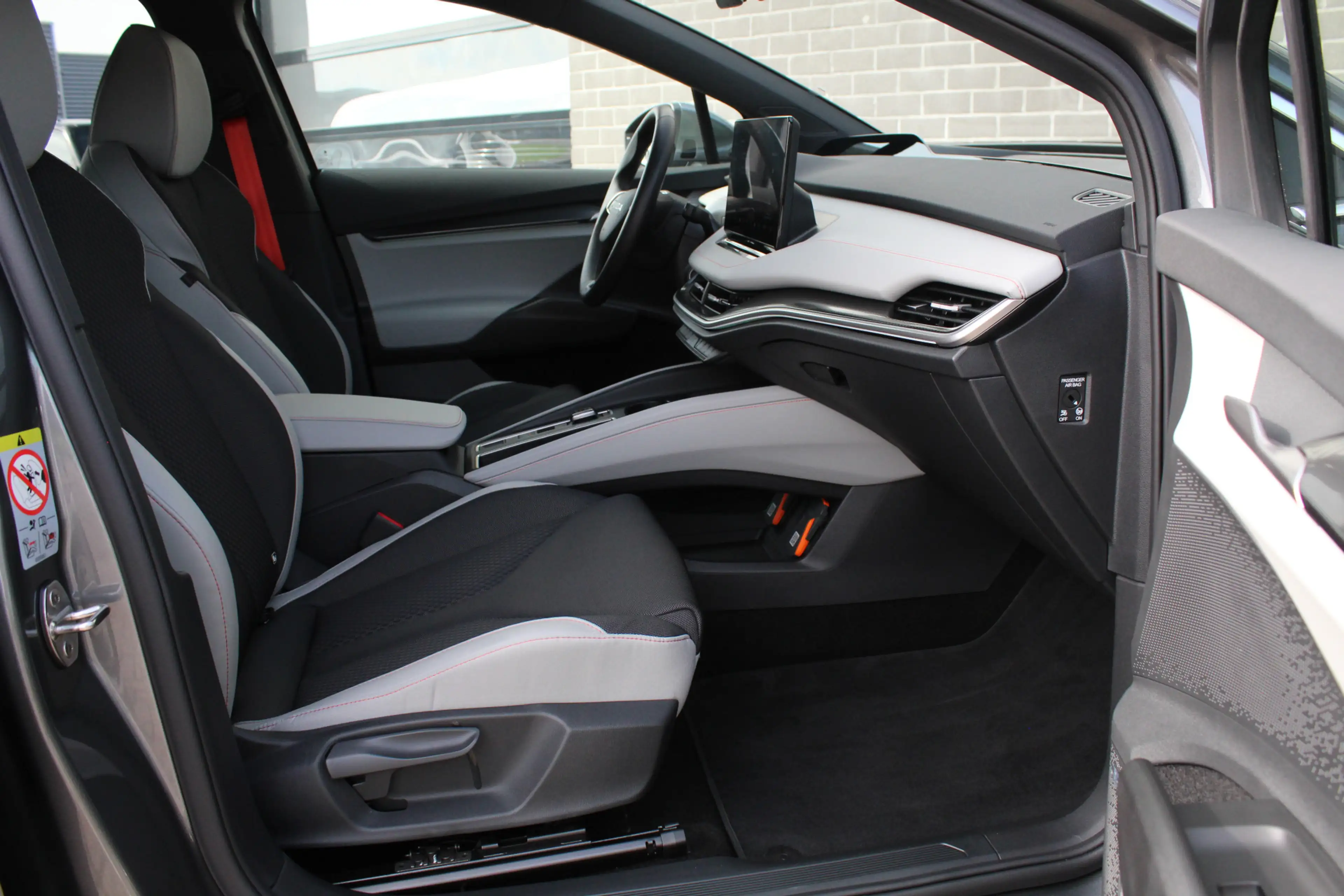 Skoda Elroq 60 Business Edition / Warmtepomp / Keyless / HUD / — photo 9