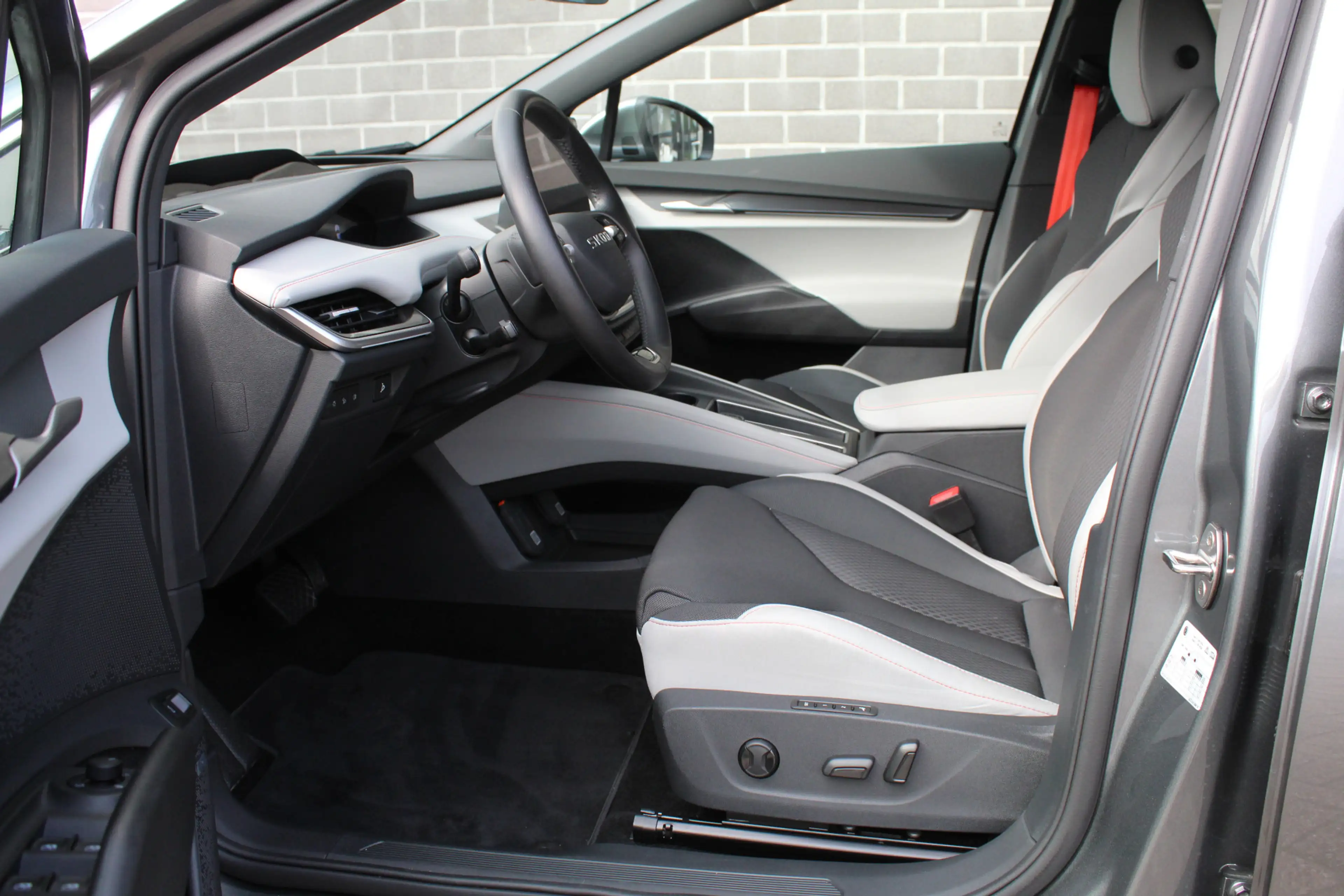 Skoda Elroq 60 Business Edition / Warmtepomp / Keyless / HUD / — photo 8