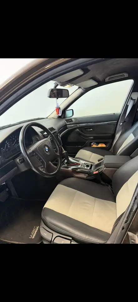 BMW 528i Österreich-Paket Aut., foto 8