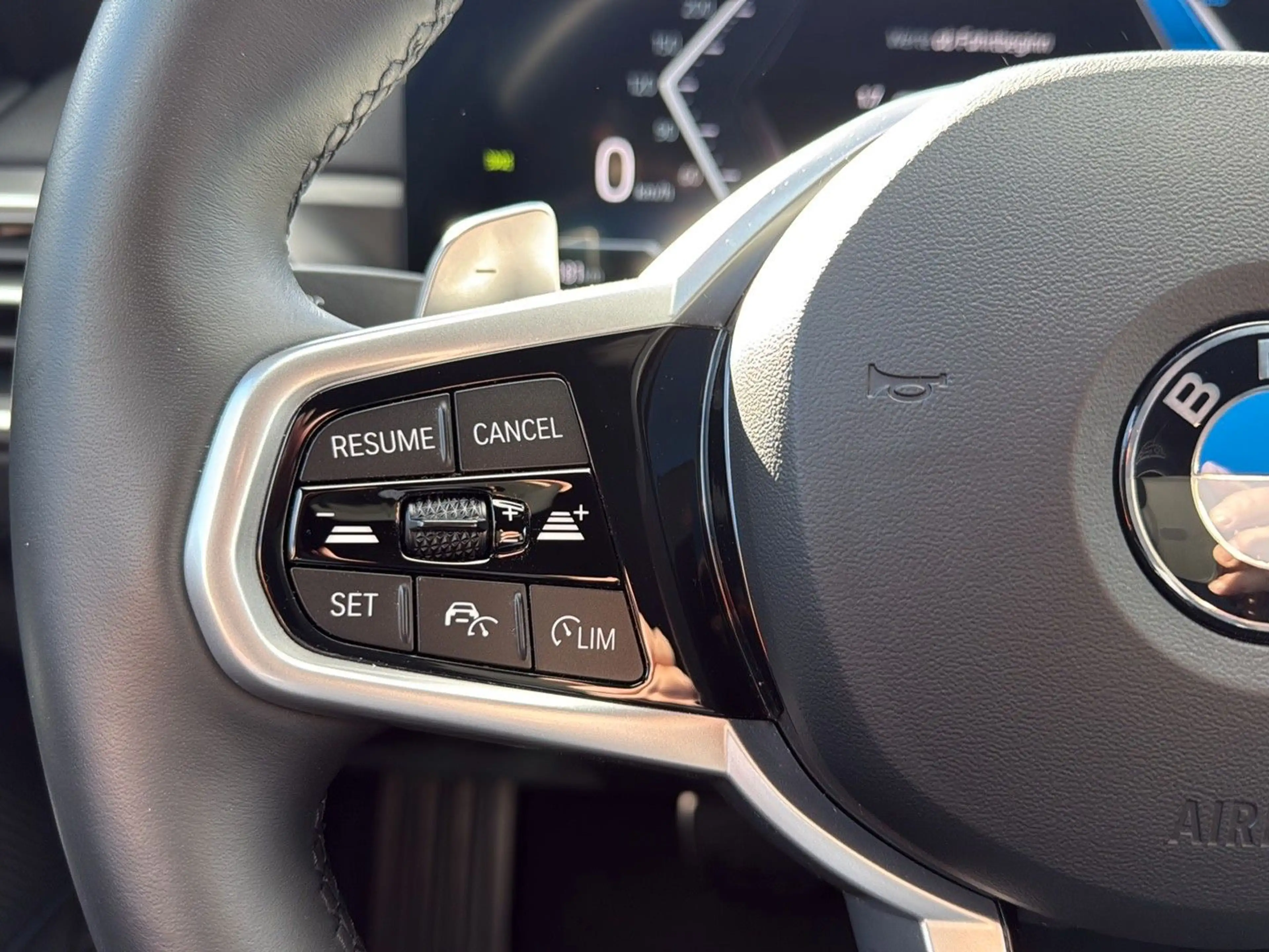 BMW 320 d Tour M Sport ACC 360° HUD HiFi SHZ KZU QI — photo 15