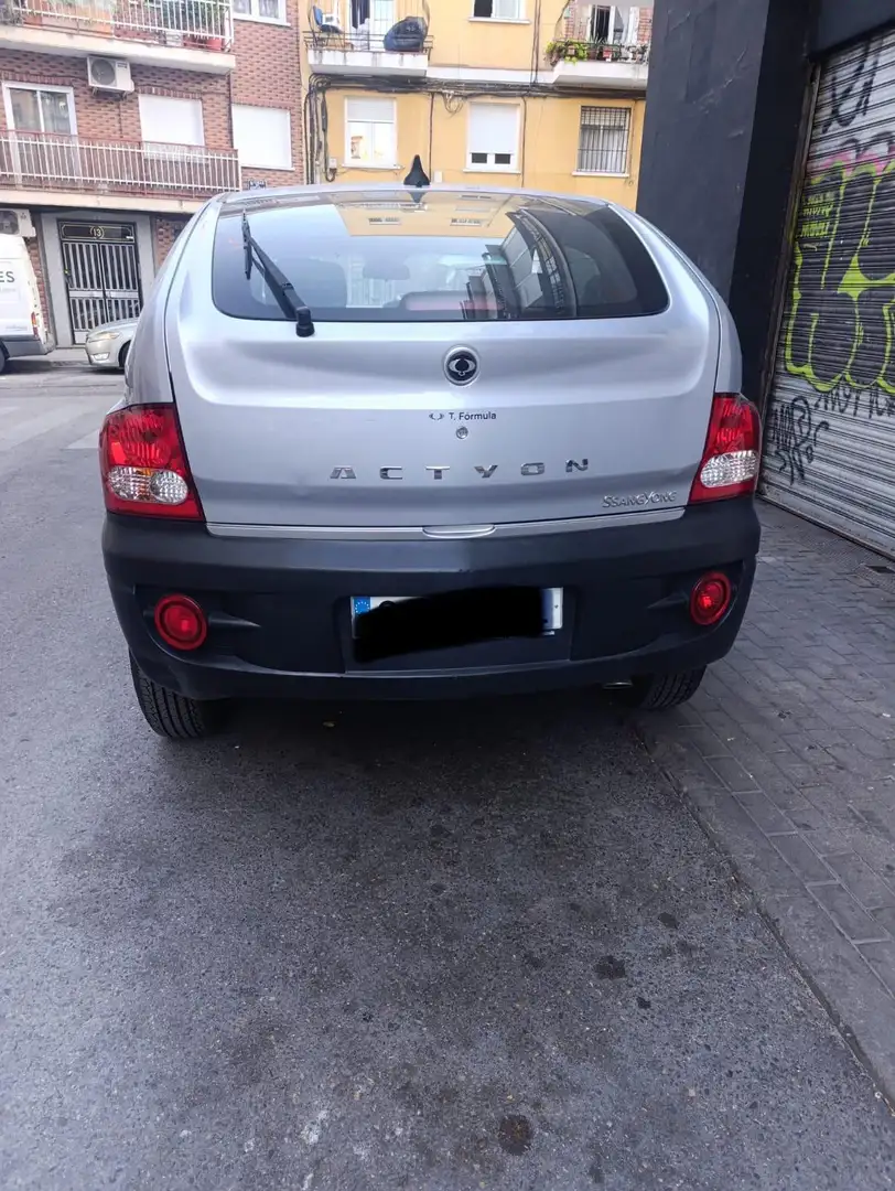 SsangYong Actyon 200Xdi Silver - 2