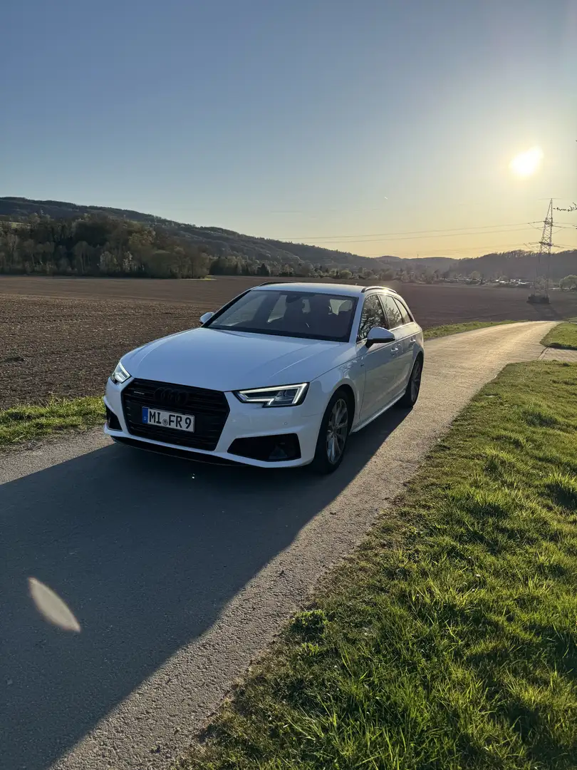 Audi A4 Avant 45 TDI quattro tiptronic S line B&O Massage - 1