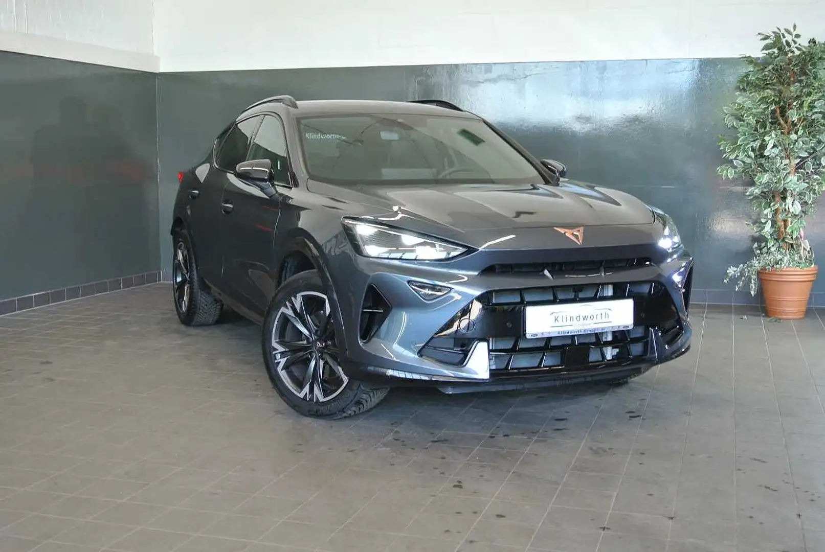 CUPRA Formentor 1.5 eTSI DSG +GJR+XL Paket+5J/150TKM Grigio - 2