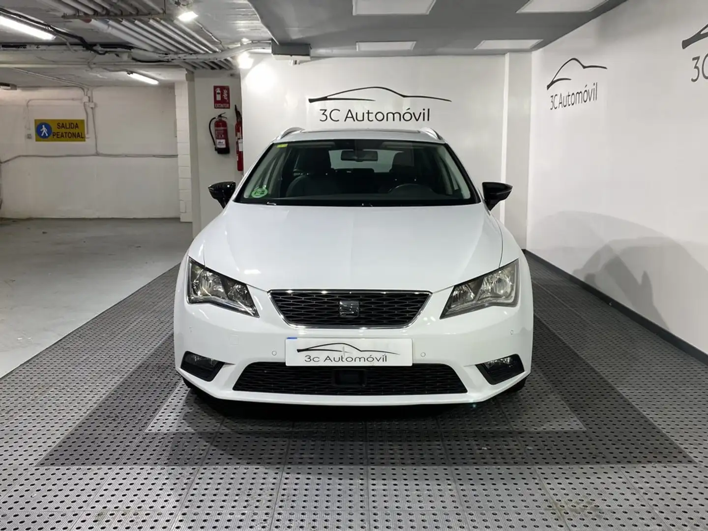 SEAT Leon ST 1.4 TSI ACT S&S Style DSG7 150 Blanco - 2