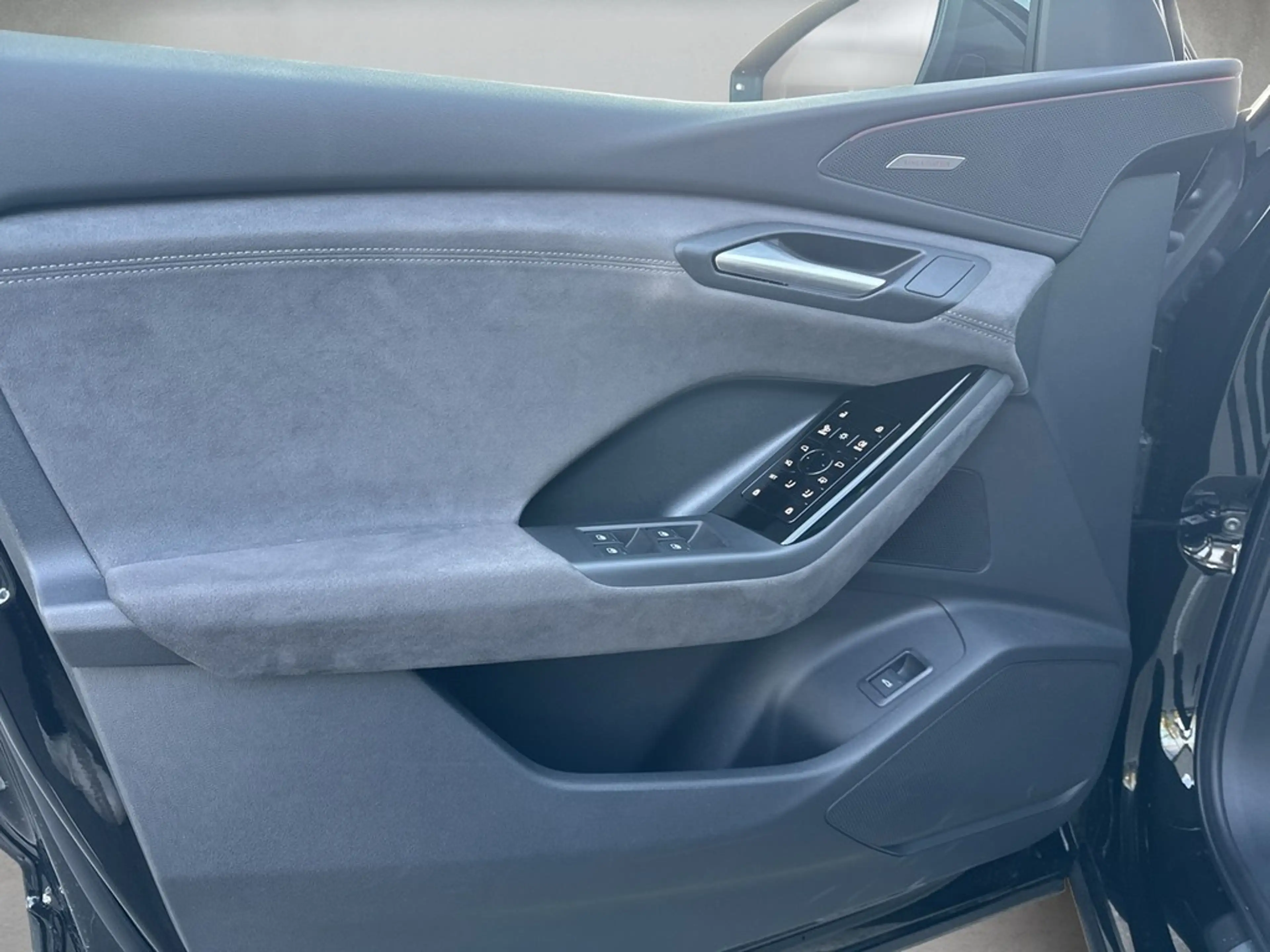 Audi e-tron performance 225 kW — photo 6