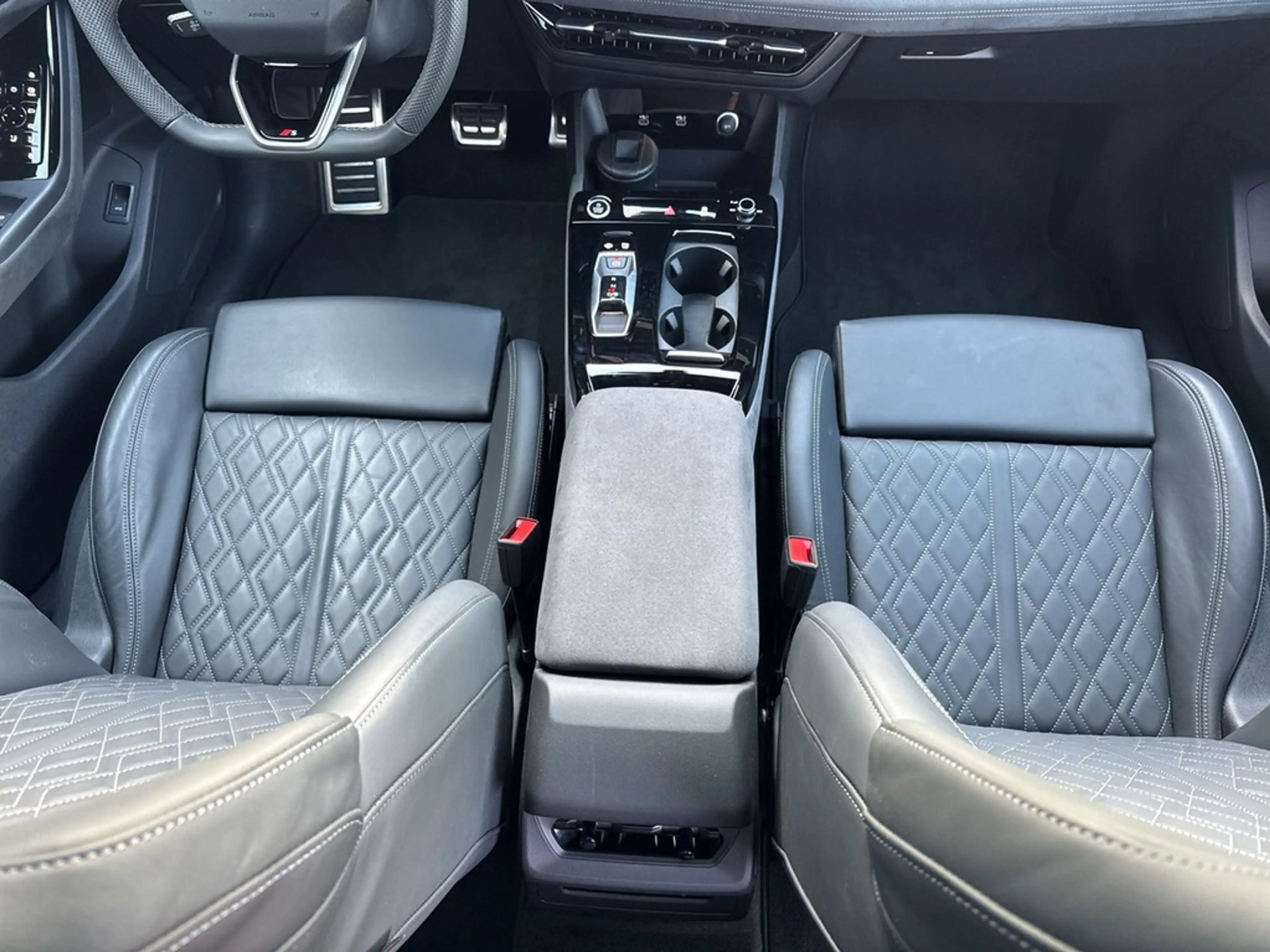 Audi e-tron performance 225 kW — photo 9