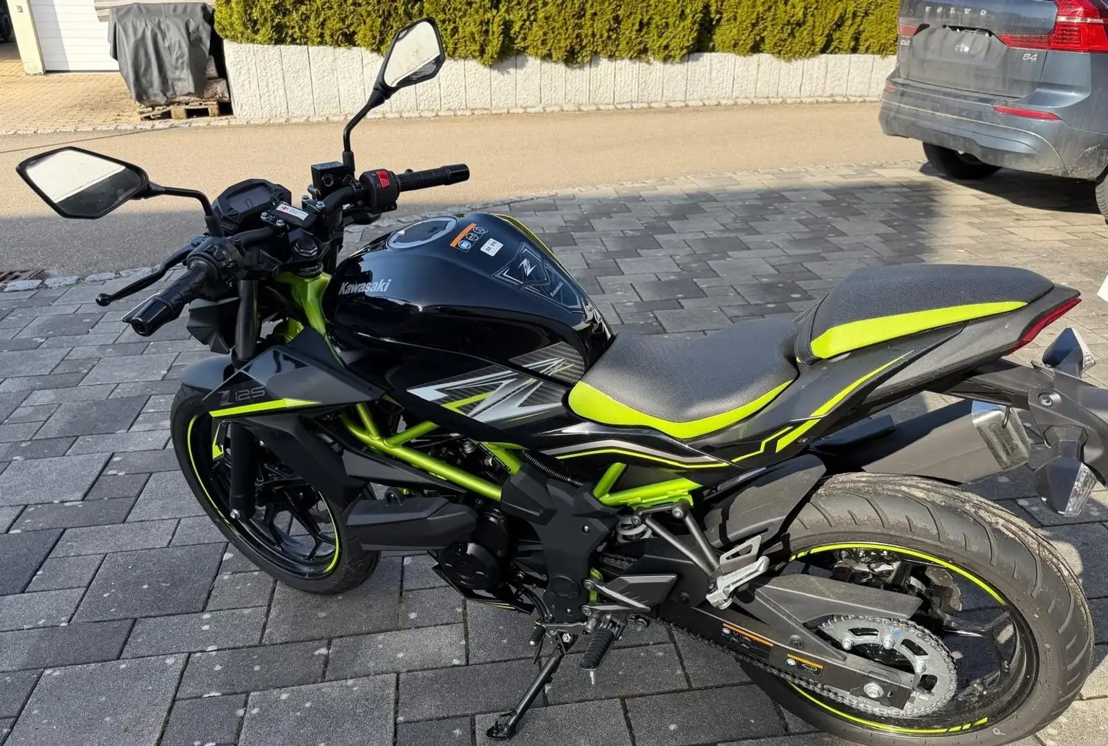 Kawasaki Z 125 Leichtkraftrad KAWASAKI Z125 - 1