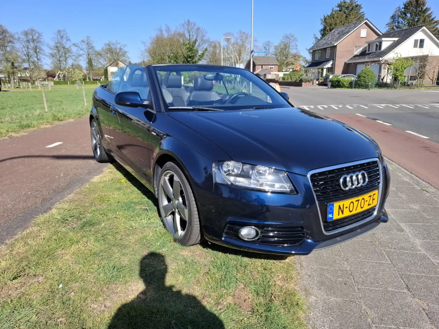 Audi A3 Cabriolet 1.2 TFSI S-line Blau - 2
