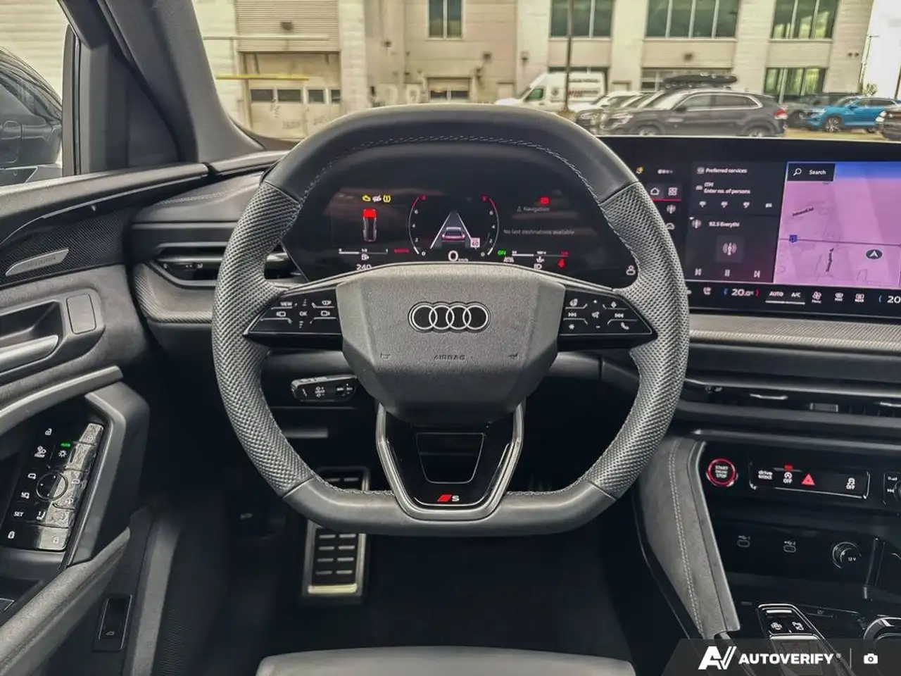 Audi SQ5 снимка Audi SQ5
