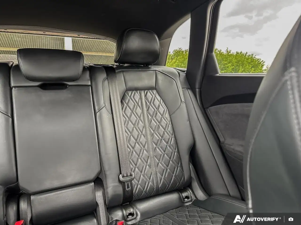 Audi SQ5 снимка Audi SQ5