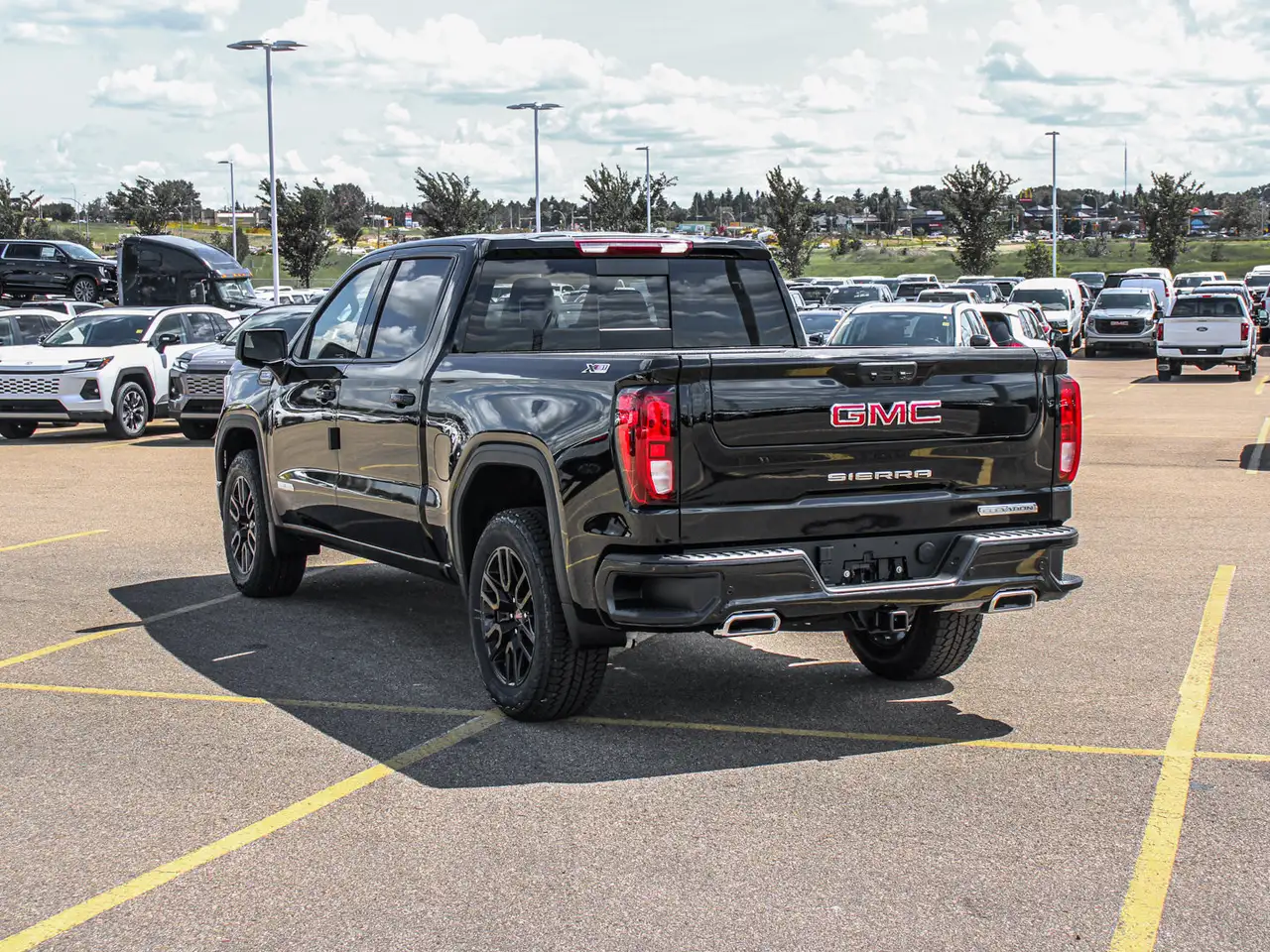 GMC Sierra 1500 снимка GMC Sierra 1500