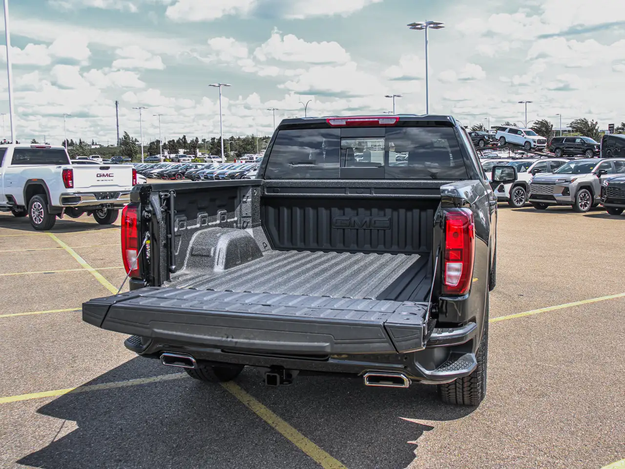 GMC Sierra 1500 снимка GMC Sierra 1500