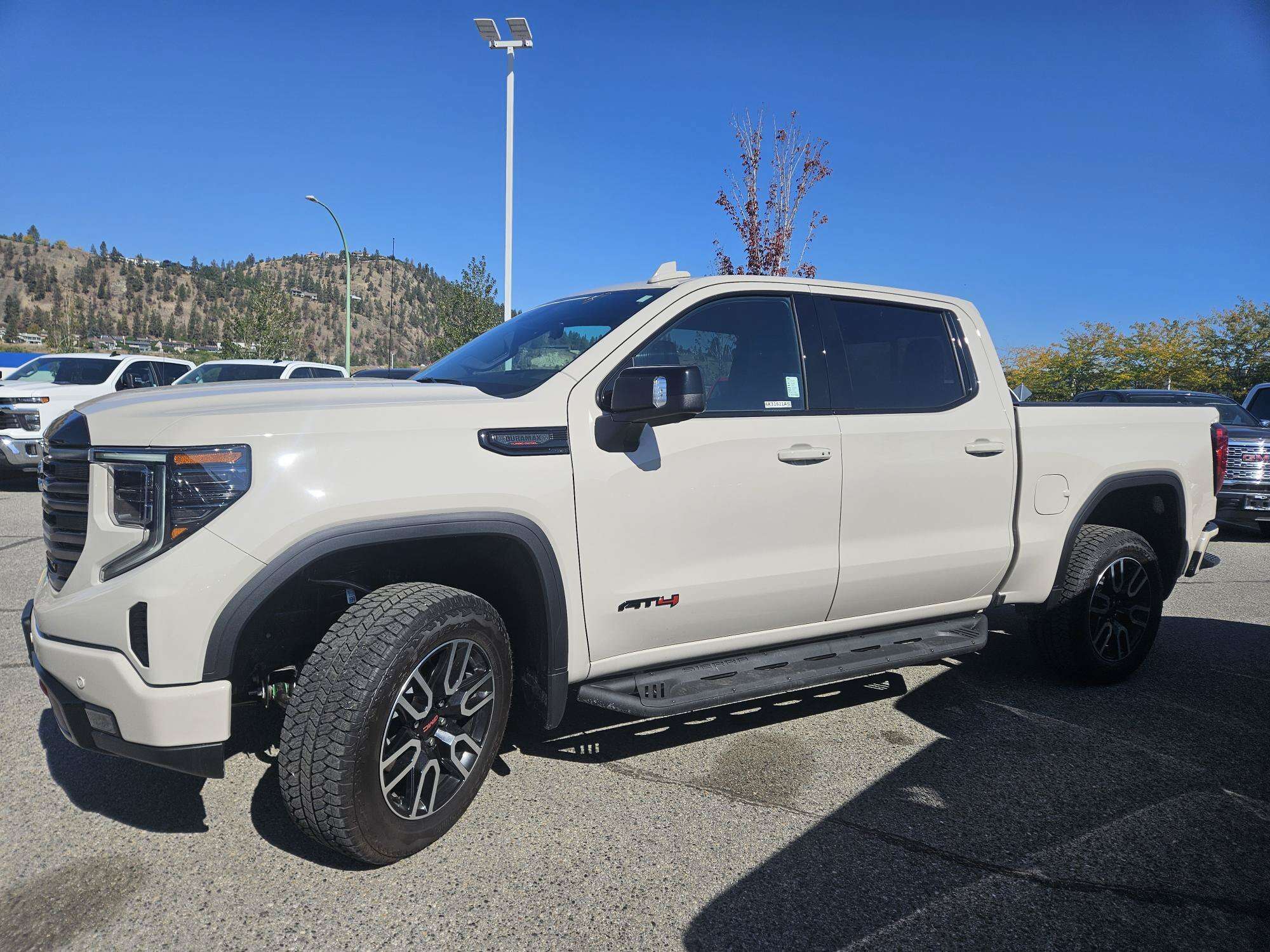 2026 GMC Sierra 1500 AT4 3.0L | Htd Str Wheel & Seats | Rmt Start | Fol — photo 1