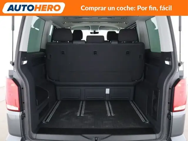 Volkswagen Multivan view 18
