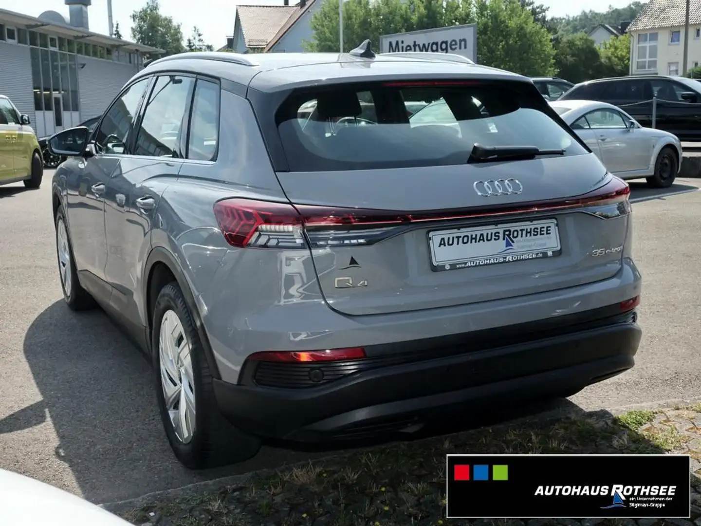 Audi Q4 e-tron 35 DAB+LED+NAVI+VC Grigio - 2