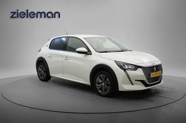 Peugeot e-208 Allure 50 kWh - Digital Cockpit, Carplay, Half Lee