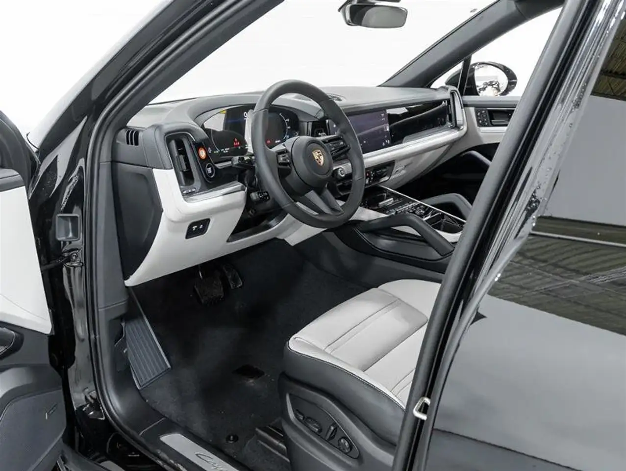 Porsche Cayenne снимка Porsche Cayenne