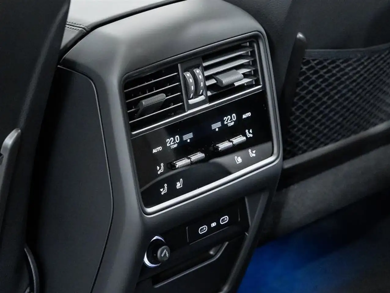 Porsche Cayenne снимка Porsche Cayenne