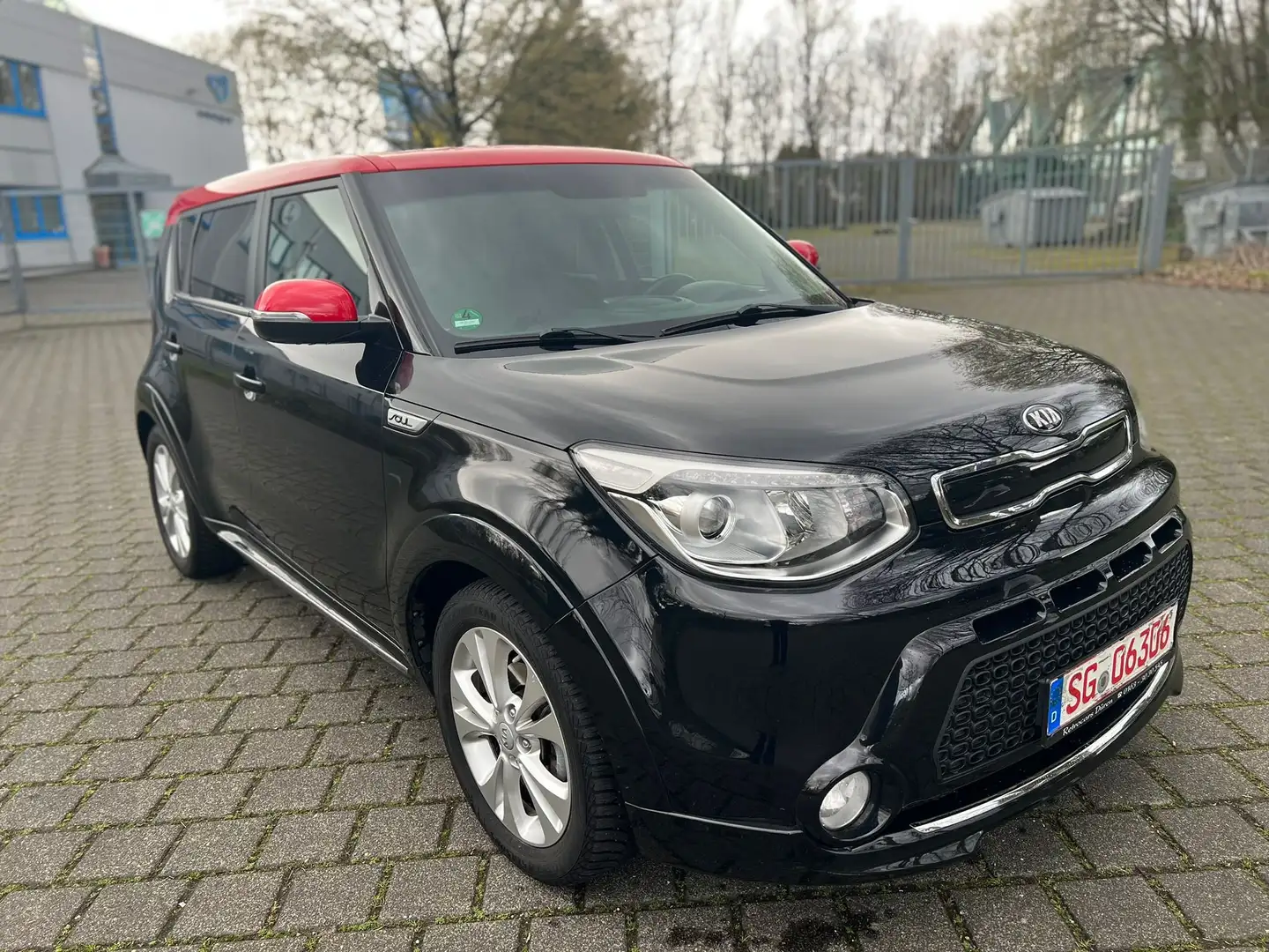 Kia Soul 1.6 Dream Team Navi / Kamera / Euro 6 Černá - 2