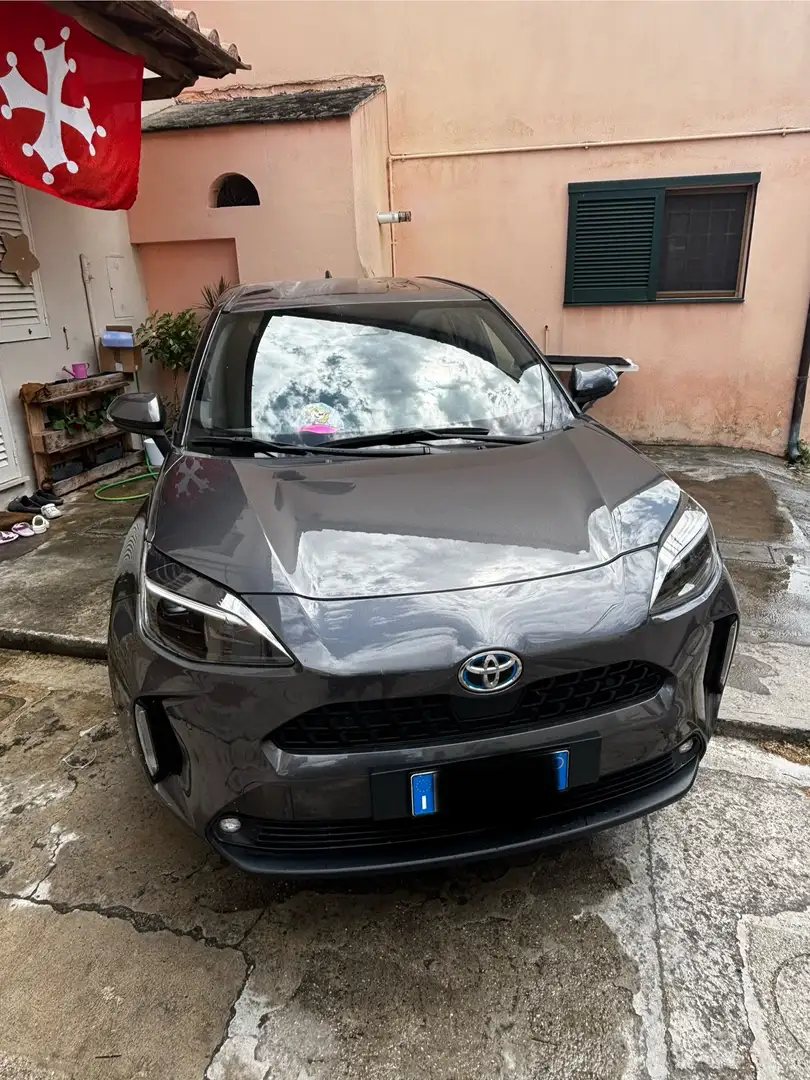 Toyota Yaris Cross Trend Silver - 1