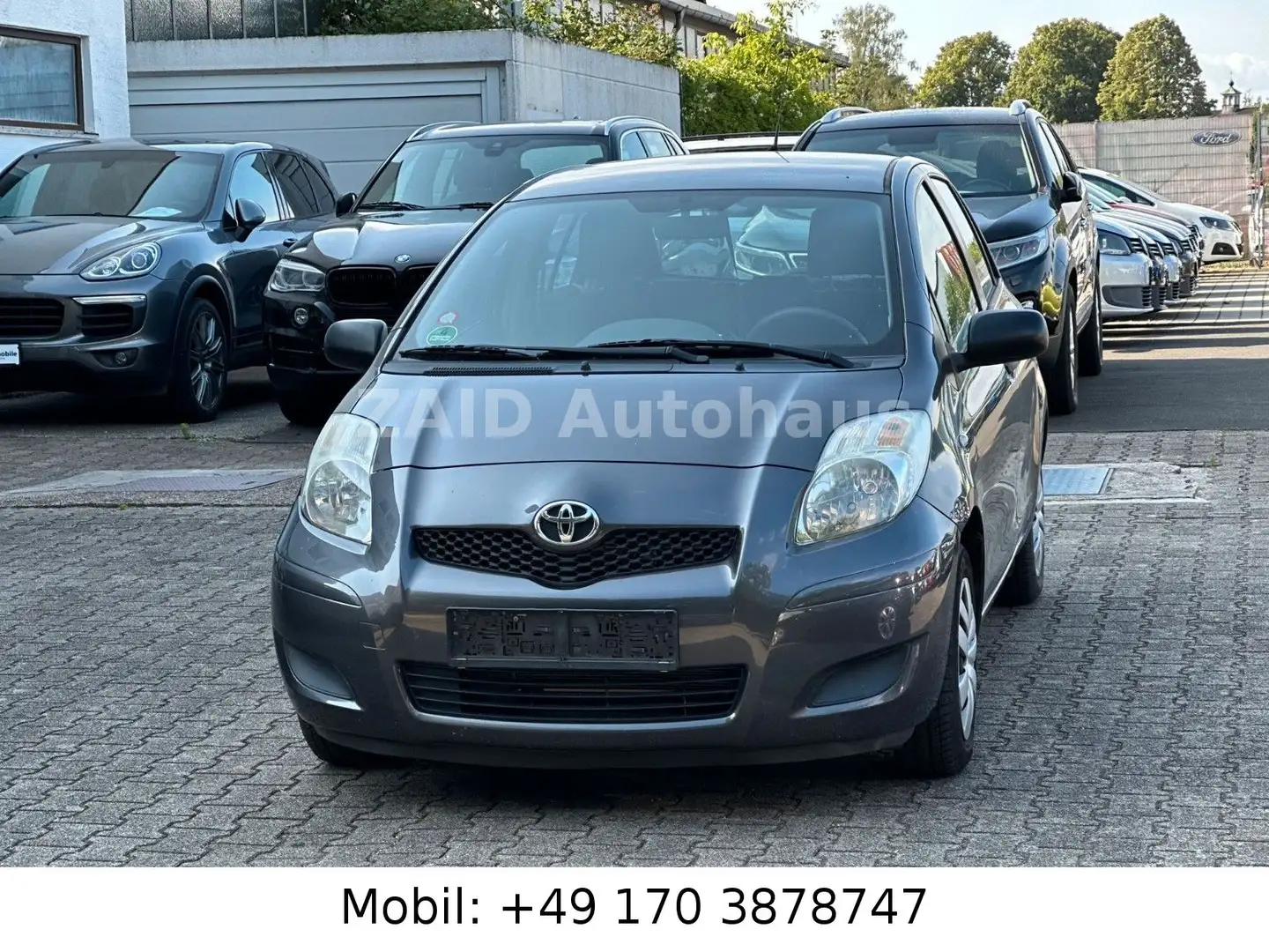 Toyota Yaris 1,0-l-VVT-i CoolEdition*1Hand*5Türig Grau - 1
