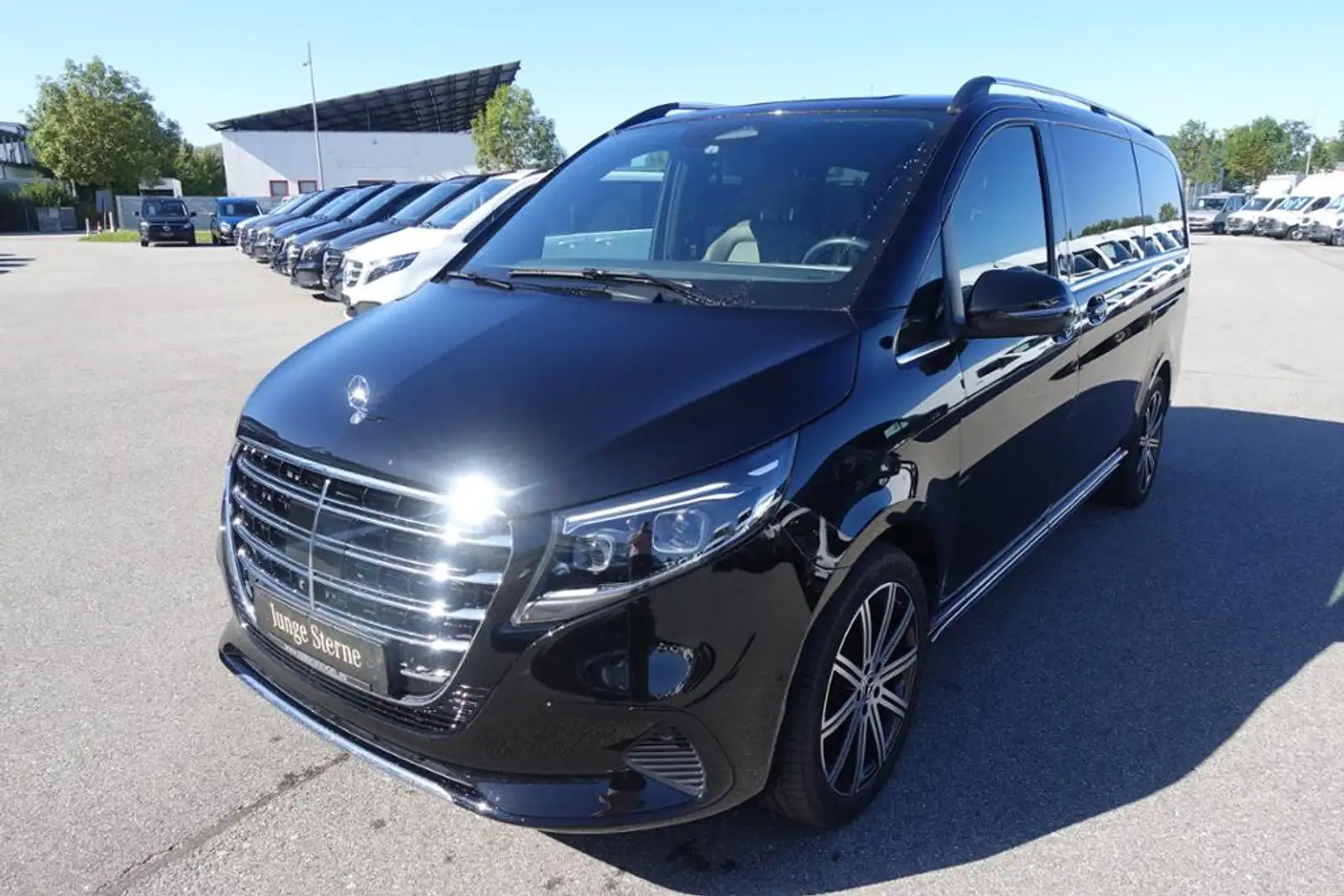 Mercedes-Benz V 300 d Exclusive 4M 7-Sitzer Memory+Distronic Schwarz - 2