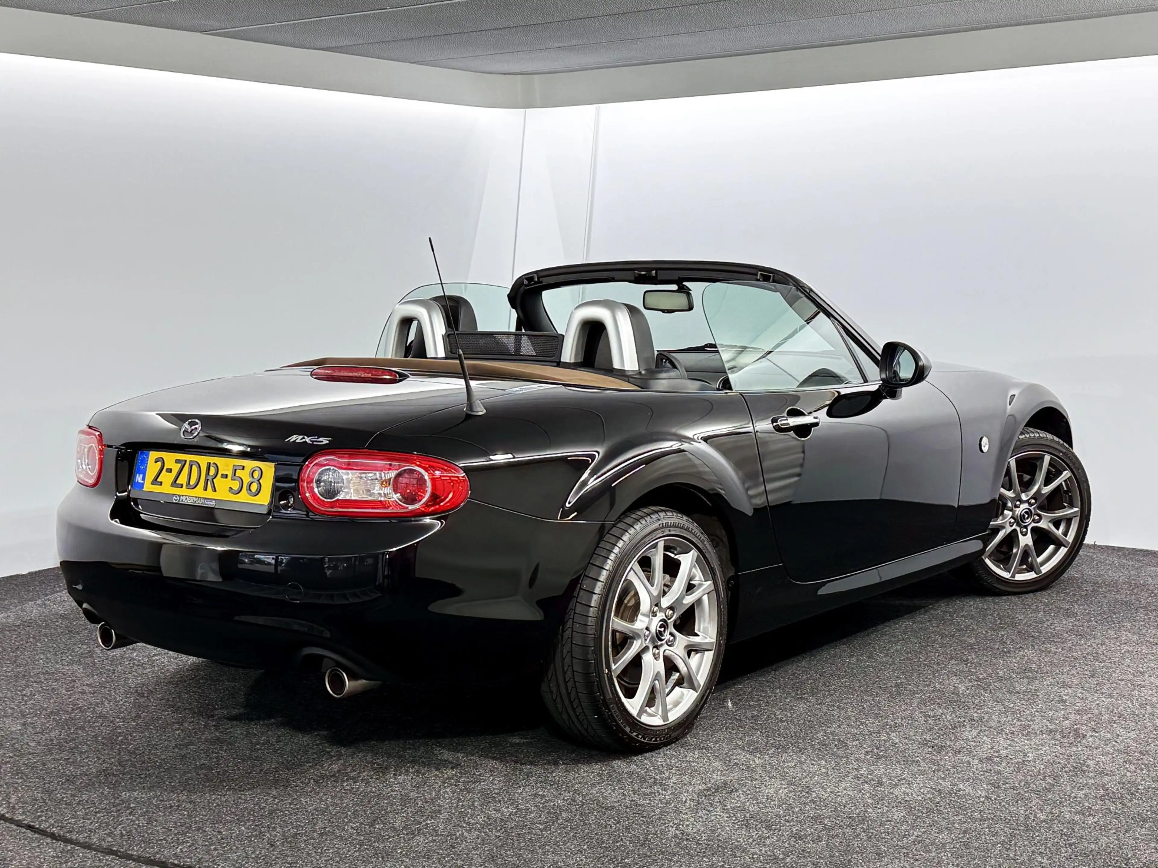 Mazda MX-5 1.8 Hanabi / NL auto / Leder / Navigatie / Voll. h — photo 20