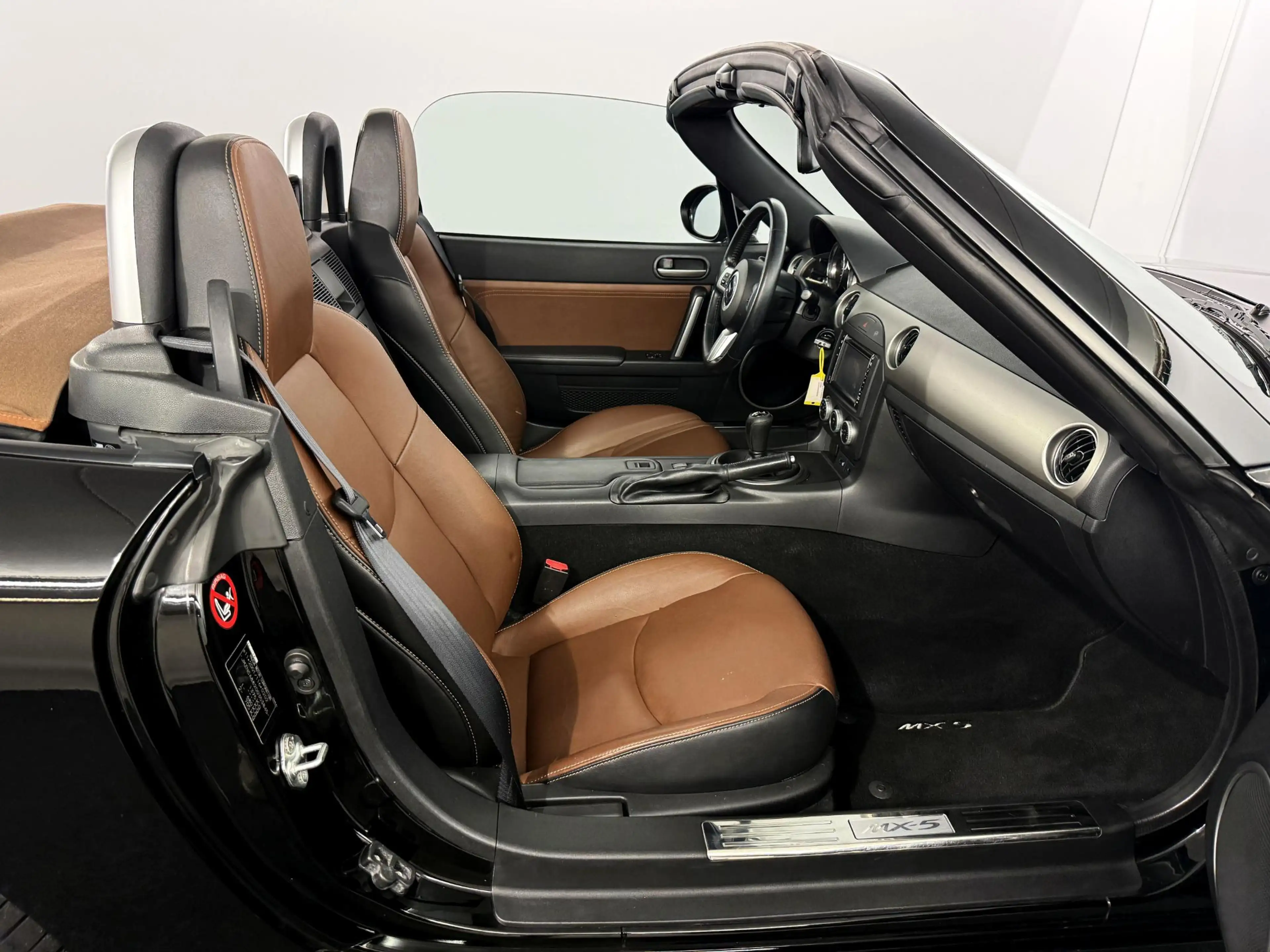 Mazda MX-5 1.8 Hanabi / NL auto / Leder / Navigatie / Voll. h — photo 5