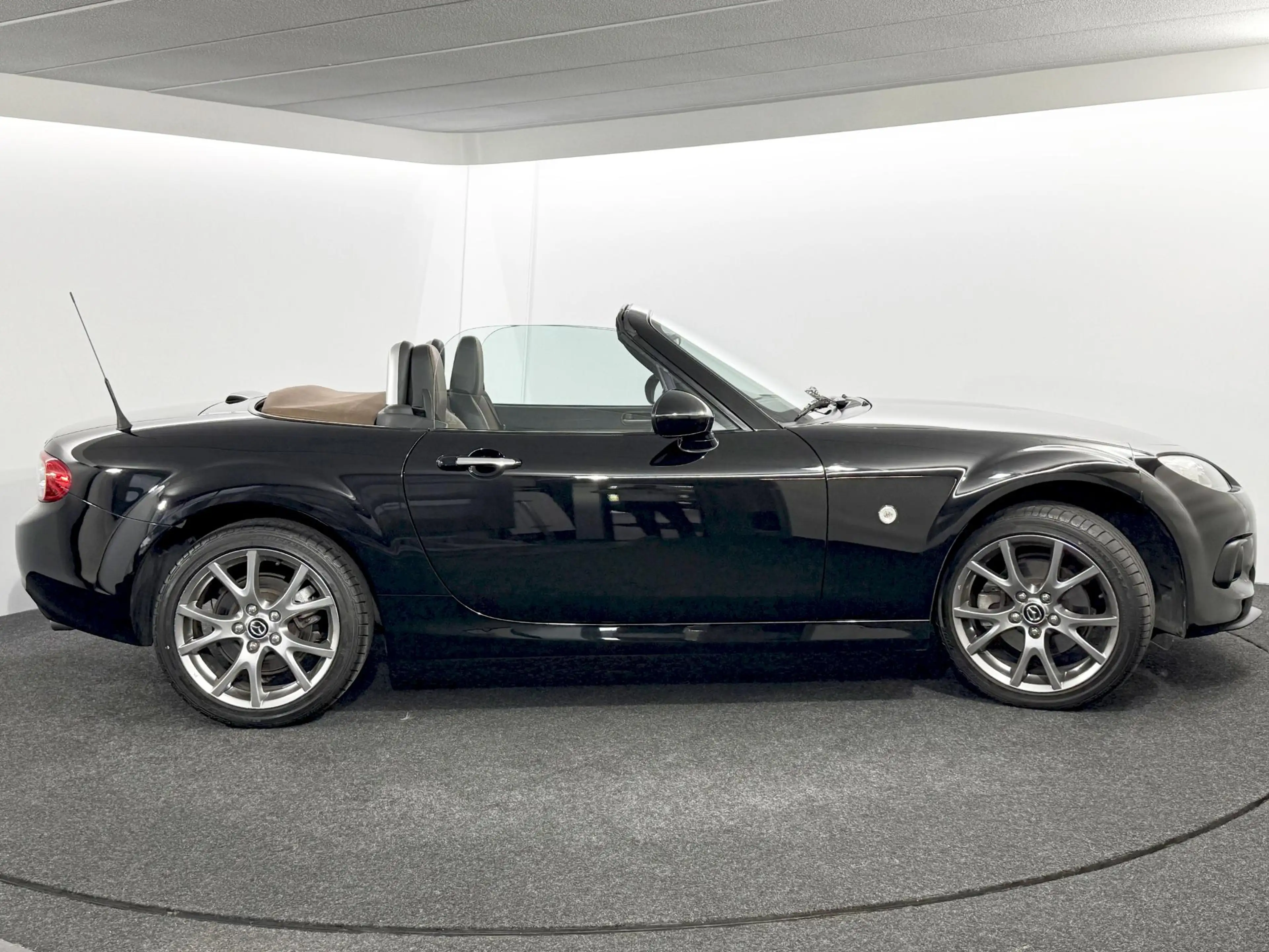 Mazda MX-5 1.8 Hanabi / NL auto / Leder / Navigatie / Voll. h — photo 6