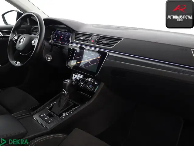 Skoda Superb view 11