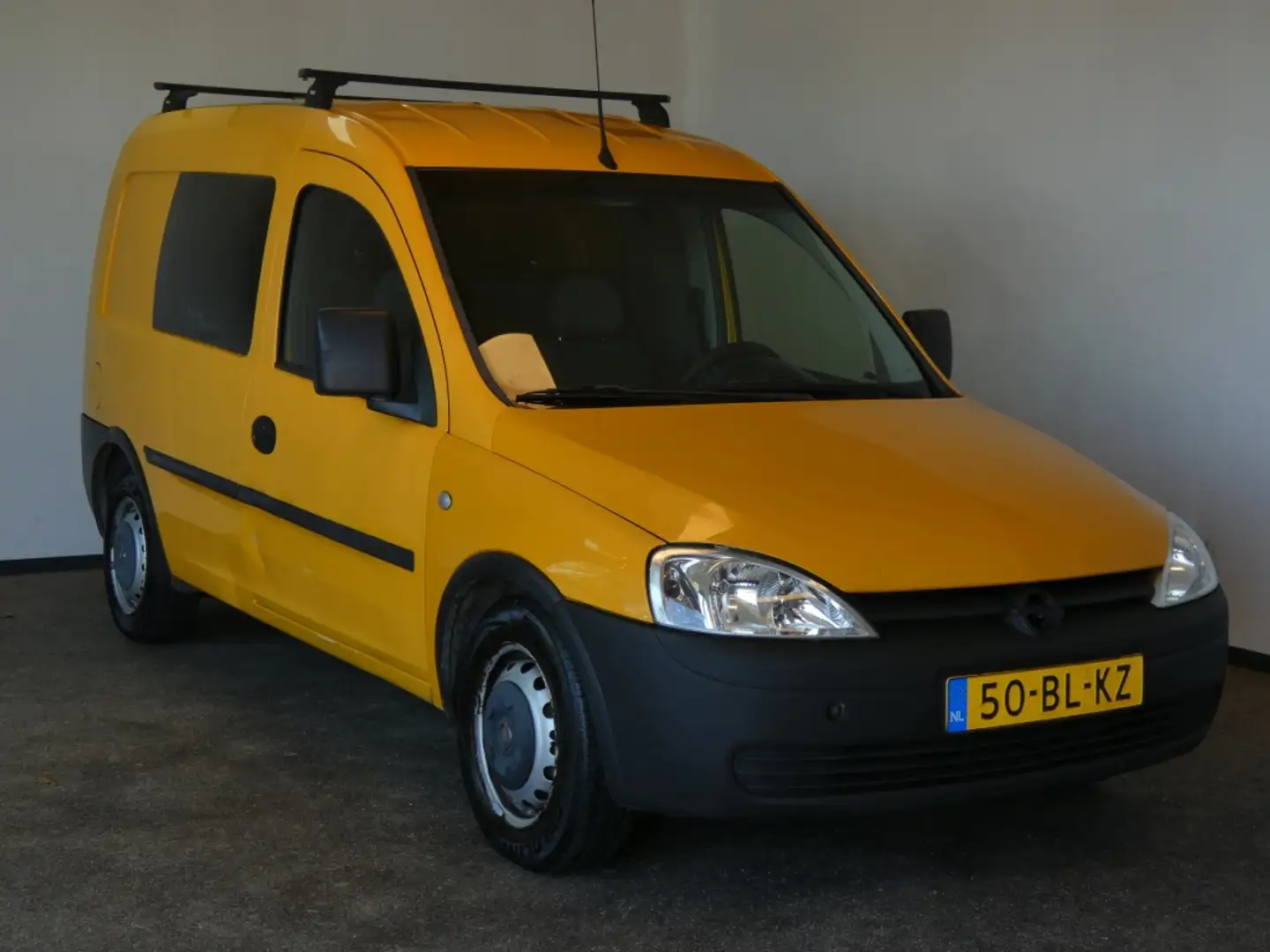 Opel Combo 1.7 DI Nwe APK Жовтий - 2