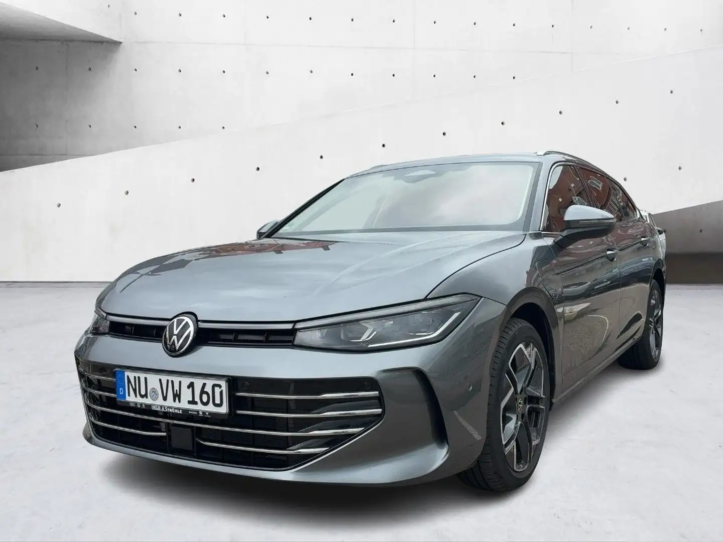 Volkswagen Passat Variant Elegance 1.5 eHybrid 18 ACC AHK Grau - 2
