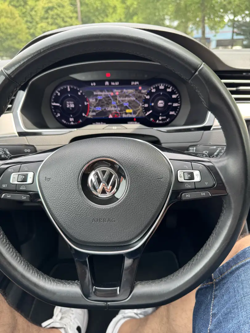 Volkswagen Passat Variant 2.0 TDI DSG (BlueMotion Technology) Highline - 1