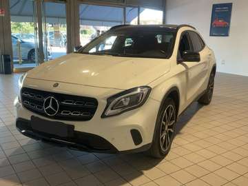 MERCEDES BENZ GLA 200 D 4 MATIC SPORT