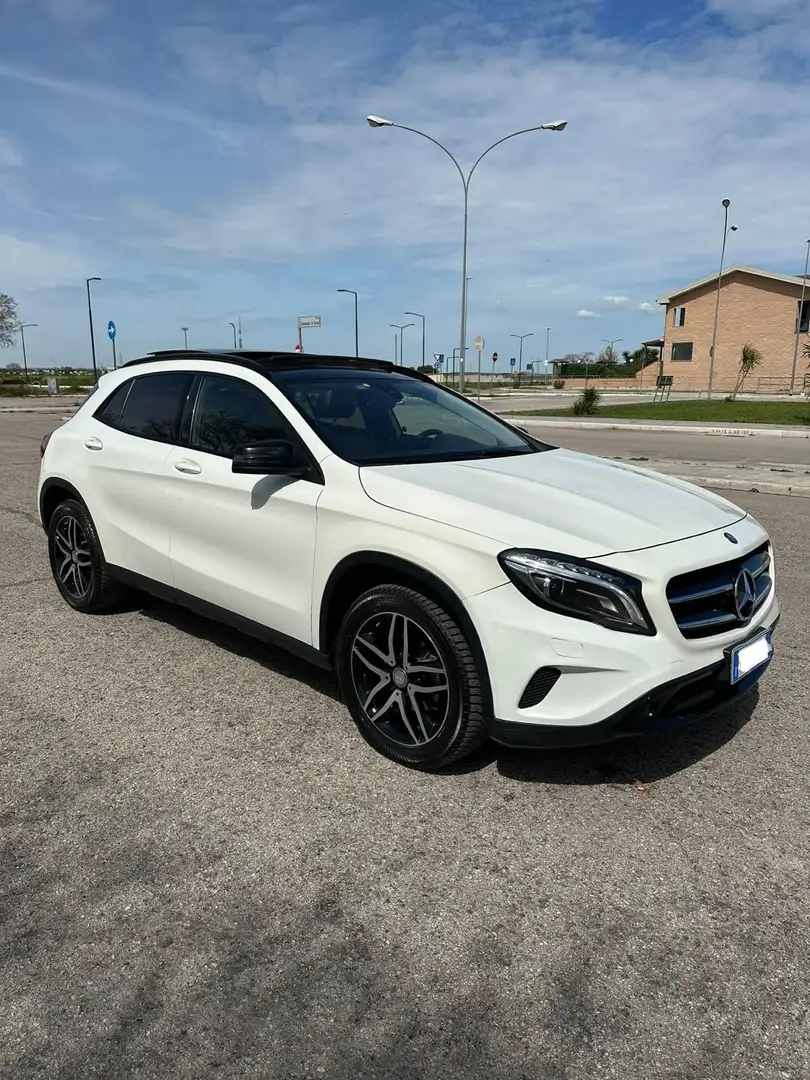 Mercedes-Benz GLA 200 d (cdi) Enduro auto - 1