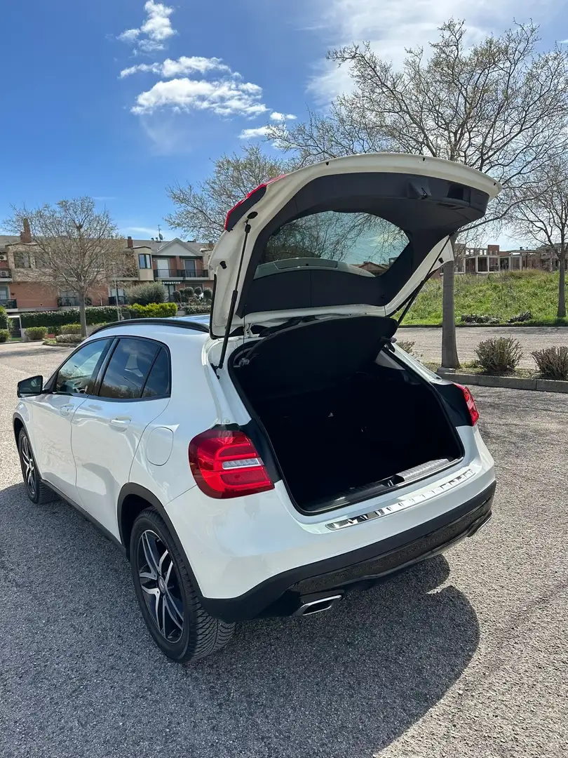 Mercedes-Benz GLA 200 d (cdi) Enduro auto - 2