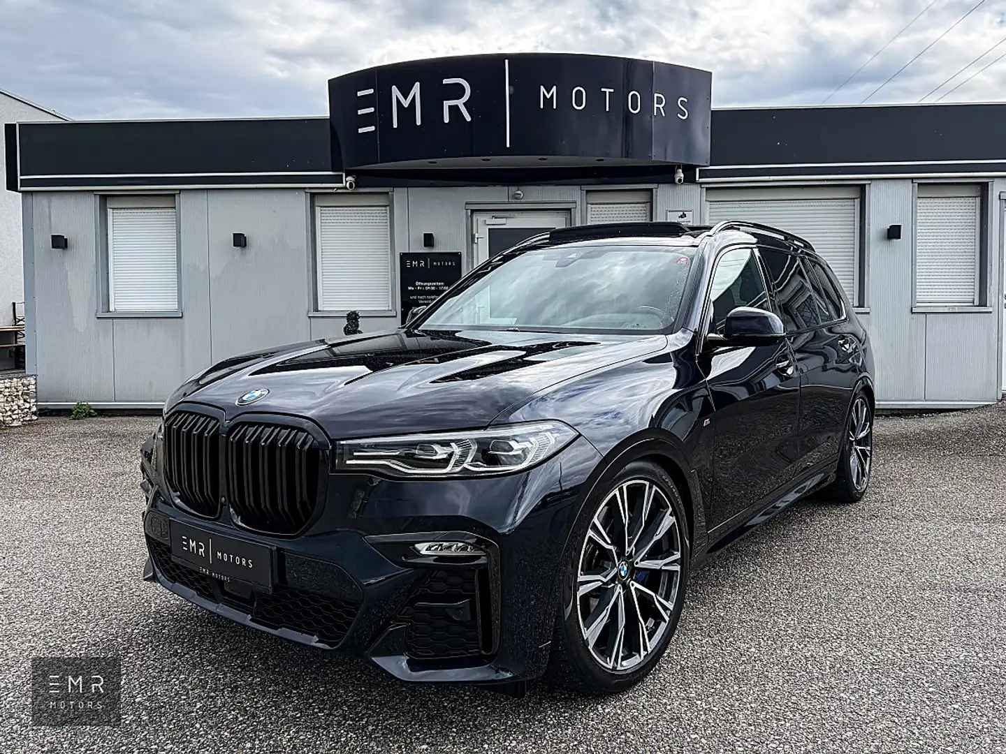 BMW X7 xDrive40i Aut. B58 7-SITZER, M-SPORTPAKET, 22''... Schwarz - 1