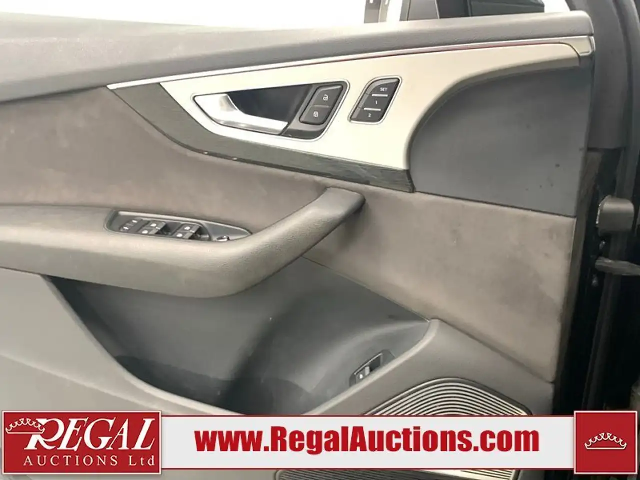 Audi Q7 снимка Audi Q7